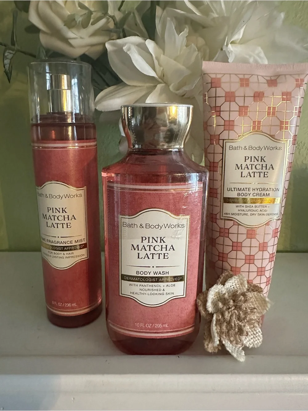 Bath & Body Works Pink Matcha Latte Bath & Body Set - Pink